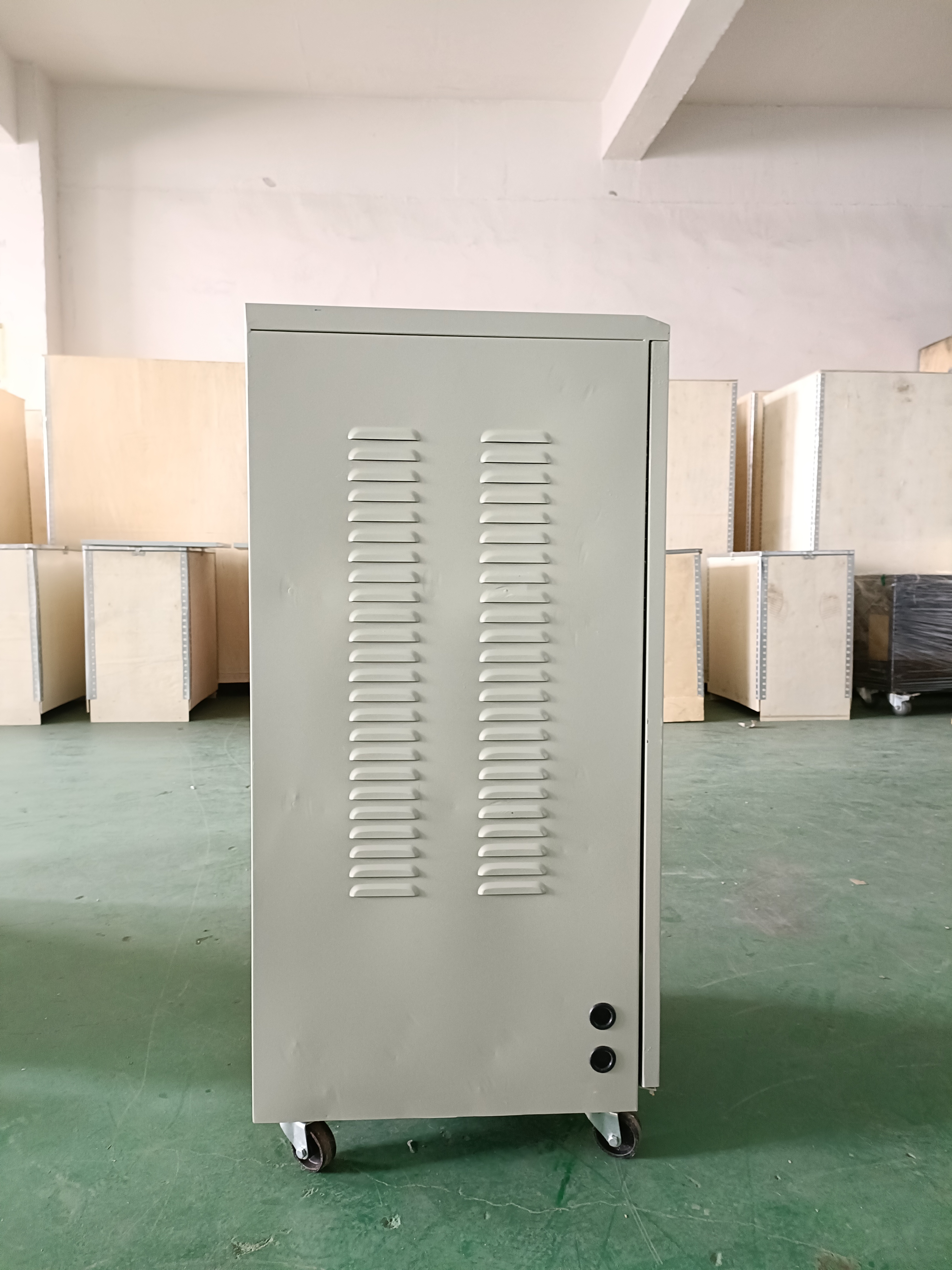 三相30kva穩壓器